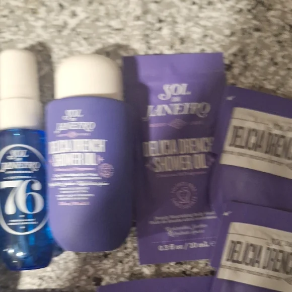 Delicia Drench And 76 Bundle